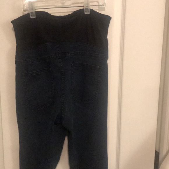 Maternity skinny jeans - Picture 3 of 4